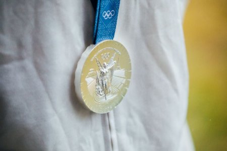 Un campion olimpic ii lasa medalia in testament hotului care i-a furat-o, daca acesta i-o returneaza