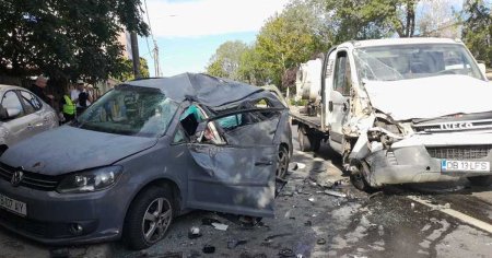 Doua persoane au fost ranite intr-un accident cu patru masini, pe Soseaua Fundeni din Capitala