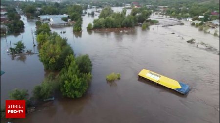 Romania, pregatita sa se confrunte cu ciclonul. Ministrul Mediului: Duminica va fi cea mai grea zi. Toata lumea e in alerta