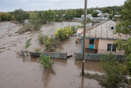 Alerta de inundatii! S-a emis cod rosu la Galati si Vaslui