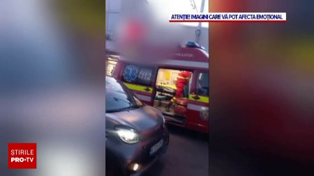 Doi tineri au ajuns la spital, dupa doua accidente care s-au produs aproape simultan, pe bulevarde diferite din Targu Jiu