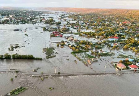 Natura se dezlantuie iar in Romania: S-a emis cod galben de inundatii pe mai multe bazine hidrografice