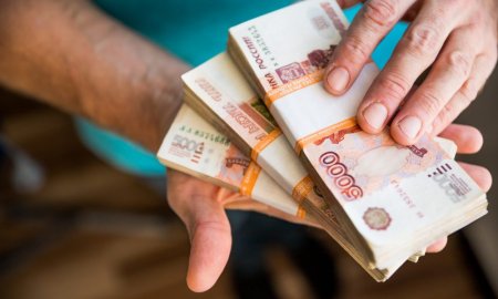 Rusia raporteaza un excedent bugetar de 0,1% din PIB, in primele noua luni din acest an