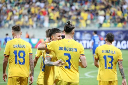 7 momente inedite care nu s-au vazut la TV in Cipru - Romania » Ne asteapta suspendarea de la UEFA + imaginea zilei, extrem de sugestiva, a celor doua lumi din fotbalul romanesc