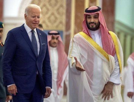 SUA sau China? Arabia Saudia pare ca merge pe mana americanilor. Seful unui institut tehnologic saudit se angajeaza sa limiteze colaborarea cu China in domeniul AI