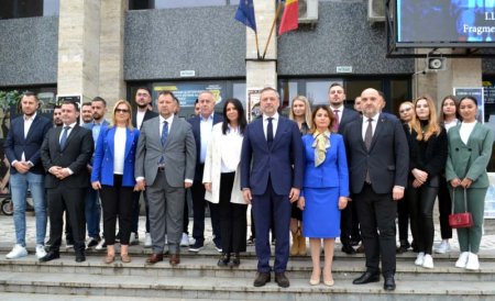 Candidatii PNL Giurgiu la alegerile parlamentare si-au depus dosarele la Biroul Electoral Judetean