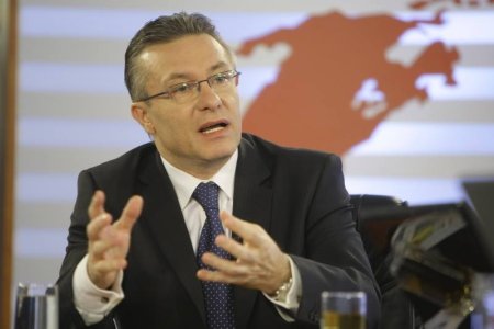 Profil de candidat: Cristian Diaconescu - o prezenta deocamdata discreta in zavera electorala