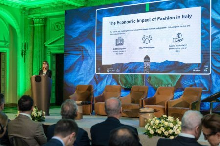 Conferinta 'Fashion Impact - Italy and Romania face challenges' a fost organizata la Bucuresti in cadrul Mercedes-Benz Fashion Week