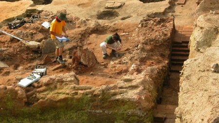 Descoperire arheologica rara, in Italia: Cum au aflat cercetatorii istoria vietii unui baietel cu ochi albastri din era glaciara