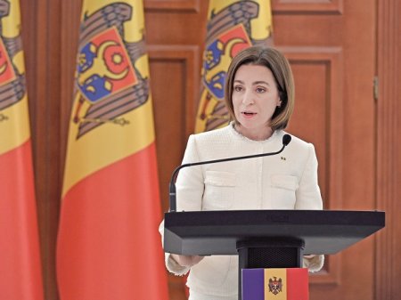 Alegerile si referendumul din Moldova, breaking news pe cele mai puternice site-uri de stiri din lume. FT: Moldovenii sustin negocierile de aderare la UE, dar cu o majoritate extrem de mica