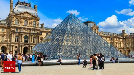 Ministrul francez al Culturii vrea taxe mai mari la intrarea in monumentele din Paris. Sunt vizati turistii din aceste tari