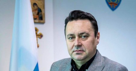 Fostul primar al Ploiestiului, Andrei Volosevici, retinut alaturi de alte trei persoane, printre care si un jurnalist