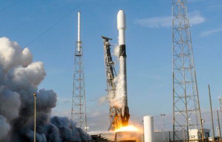 A fost externat astronautul SpaceX care a fost spitalizat cu o problema medicala dupa amerizare