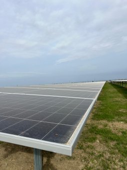 Investitie de 100 de milioane euro, in cel mai mare parc fotovoltaic din Romania