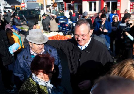 Ciuca nu-l slabeste pe adversarul sau politic: PSD a lasat fermierii fara sprijin