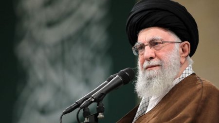 Contul de pe X in limba ebraica al liderului suprem al Iranului, Ali Khamenei, suspendat la doar o zi dupa lansare