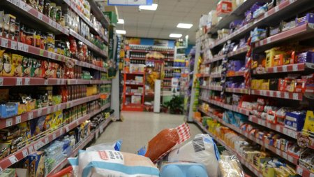 Alimentele bio, excluse de la plafonarea preturilor: Ne pun in aceeasi categorie cu alcoolul"