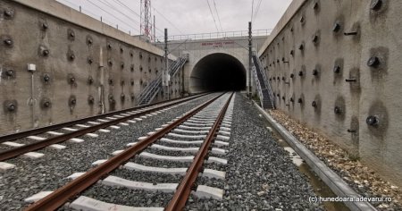 Povestea celor peste 200 de tuneluri feroviare construite in Romania. Doar patru au fost realizate in ultimele trei decenii FOTO