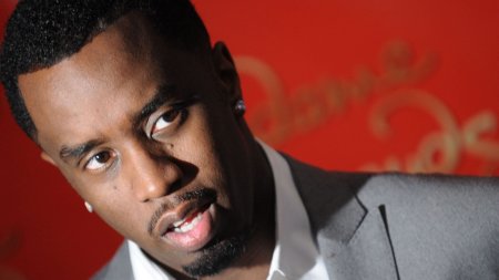 Sean Diddy Combs a fost acuzat ca a <span style='background:#EDF514'>AGRESA</span>t sexual baieti de 10 si 17 ani