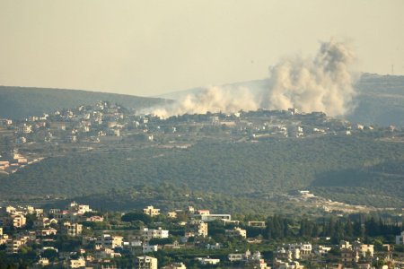 Cel putin 60 de persoane au murit in raidurile israeliene din estul Libanului