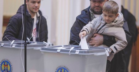 Moldova si-a ales calea! Dupa <span style='background:#EDF514'>NUMARARE</span>a a peste 76% din voturi, Alexandr Stoianoglo conduce cu aproape 52%