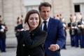 Emmanuel Macron, <span style='background:#EDF514'>MANDRU</span> de victoria obtinuta de Maia Sandu. Ce i-a promis presedintele francez