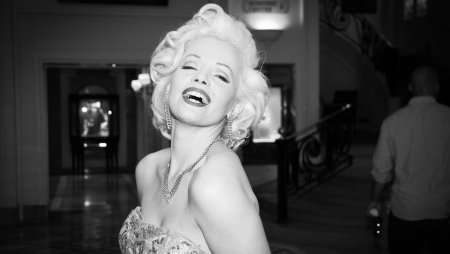 Secretul lui Marilyn Monroe, dezvaluit de o fosta castigatoare de Oscar: A dat gata doi Kennedy in aceeasi noapte