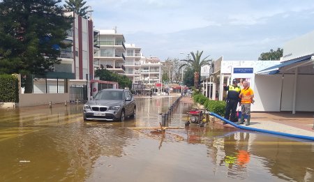 MAE a deschis un centru de ajutor pentru romanii afectati de inundatiile din Spania.