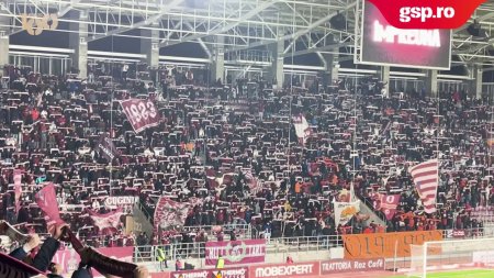 Rapid - Hermannstadt » Atmosfera speciala in Giulesti la intonarea imnului Rapid