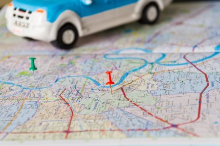 Europenii vor putea sa renunte la Apple Maps in favoarea Waze sau Google Maps