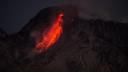 Un vulcan a erupt in Rusia de 3 ori in ultimele 24 de ore, aruncand cenusa la 11 kilometri inaltime: 