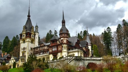 Acuzatii de frauda la Castelul Peles. Metoda prin care ar fi fost pacaliti mii de turisti