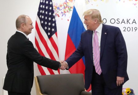 Trump l-a sfatuit pe Putin sa nu escaladeze conflictul din Ucraina