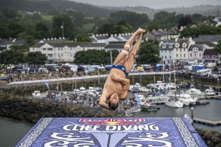 Constantin Popovici, vicecampion mondial la Red Bull Cliff Diving World Series: 