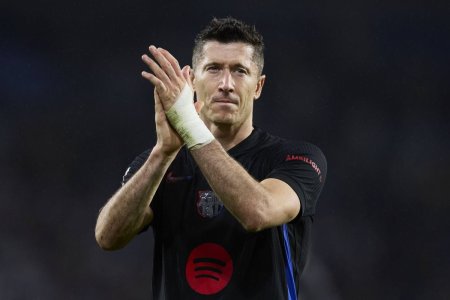 <span style='background:#EDF514'>ROBE</span>rt Lewandowski s-a accidentat » Cat timp va lipsi atacantul Barcelonei