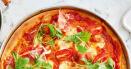 Cel mai bun aluat de pizza cu doar doua ingrediente, gata in 3,4 minute. <span style='background:#EDF514'>RETETA</span> greceasca