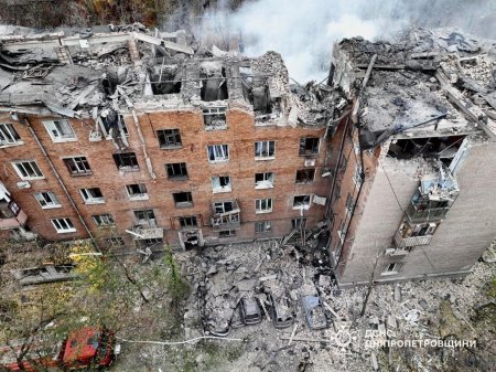 Rusia terorizeaza Ucraina cu opt bombardiere: bloc de locuinte, lovit de o racheta balistica. Cel putin sase morti in alte atacuri. Reactia lui Zelenski