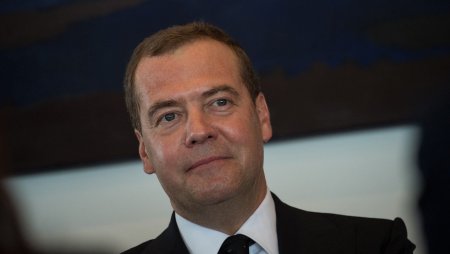 Dmitri Medvedev sustine ca Europa incearca sa <span style='background:#EDF514'>ESCALADE</span>ze conflictul din Ucraina dupa victoria lui Donald Trump