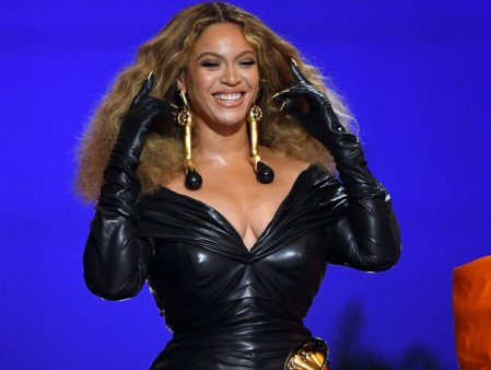 SUA: Universitatea Yale va introduce un curs despre evolutia si mostenirea culturala expansiva a lui Beyoncé