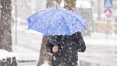 Meteorologii ANM anunta ninsori abundente si temperaturi foarte scazute, inclusiv in Bucuresti. Pana cand tine vremea rea