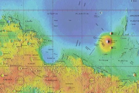 Dovezi ale unui ocean antic pe Marte <span style='background:#EDF514'>DESCOPERIT</span>e de roverul chinez Zhurong