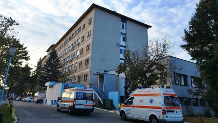 Un adolescent a murit la spital in Gorj. Tanarul a fost plimbat intre spitale asteptand o ambulanta care sa il duca la Craiova