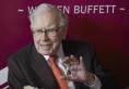 Warren Buffett aduna numerar si vinde actiuni. Se pensioneaza sau anticipeaza criza financiara?