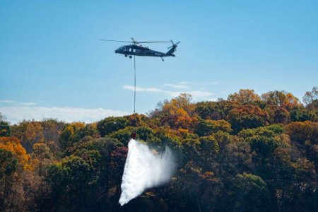 Sikorsky si Rain testeaza cu succes zborul autonom cu Wildfire Mission Autonomy pentru a localiza si stinge rapid incendiile