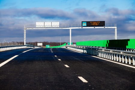 Turcii folosesc piatra de Carta pentru constructia autostrazii Sibiu-Fagaras