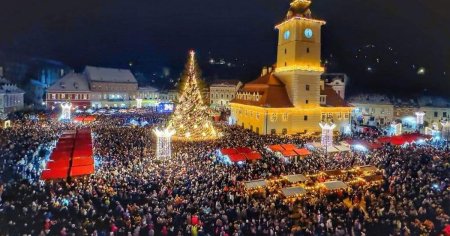 Orasul din Romania care se lauda cu cel mai <span style='background:#EDF514'>INALT BRAD</span> de Craciun din tara, anul acesta