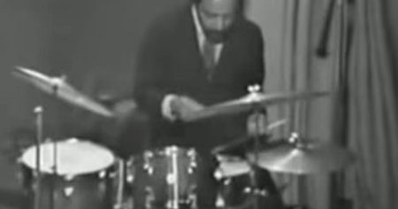 A murit legendarul Roy Haynes. Bateristul care a marcat istoria <span style='background:#EDF514'>JAZZ</span>-ului avea 99 de ani