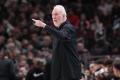 Gregg Popovich, antrenorul legendar al lui San Antonio Spurs, a suferit un accident vascular cerebral minor in arena echipei