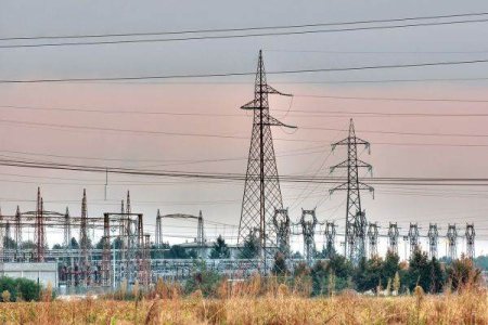 Polonia aloca 1,33 miliarde de dolari pentru plafonarea pretului electricitatii