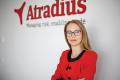 Alexandra Mehedintu, Atradius Romania: O usoara depreciere a leului in raport cu euro va ajuta la stimularea exporturilor, crescand competitivitatea economiei nationale. Insa impactul psihologic va fi  major daca euro va depasi pragul de 5 lei